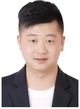 崔家鑫 宜昌导游
